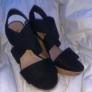 American eagle wedge heels 8 1/2